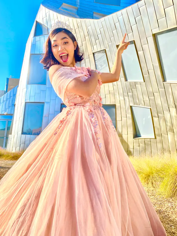Quinceanera photography from an UPSTYLE event.