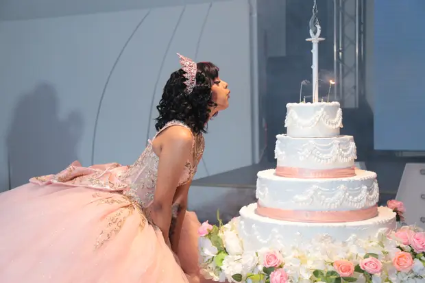 Wide quinceanera event image from an UPSTYLE gallery.